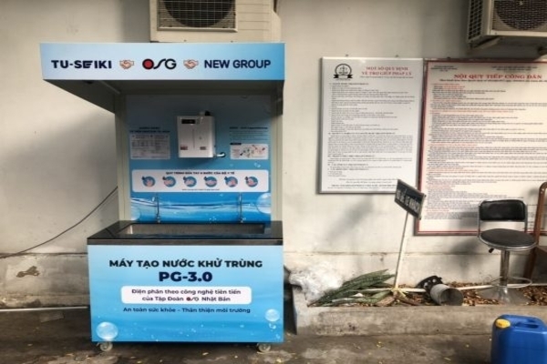 Donated antiseptic hand sink and OSG PG-3.0 electrolysis machine to Ho Chi Minh City Department of Health